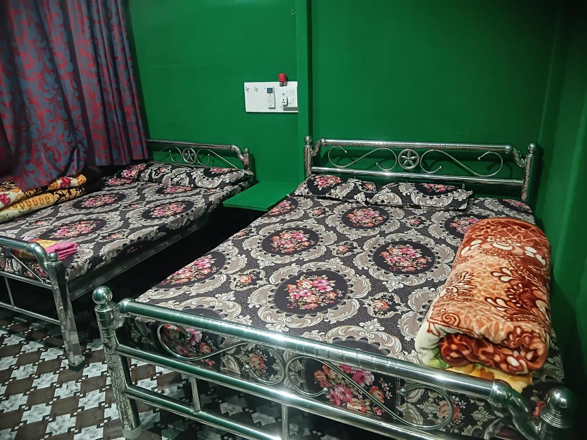 סיליגורי Green View Homestay חדר תמונה
